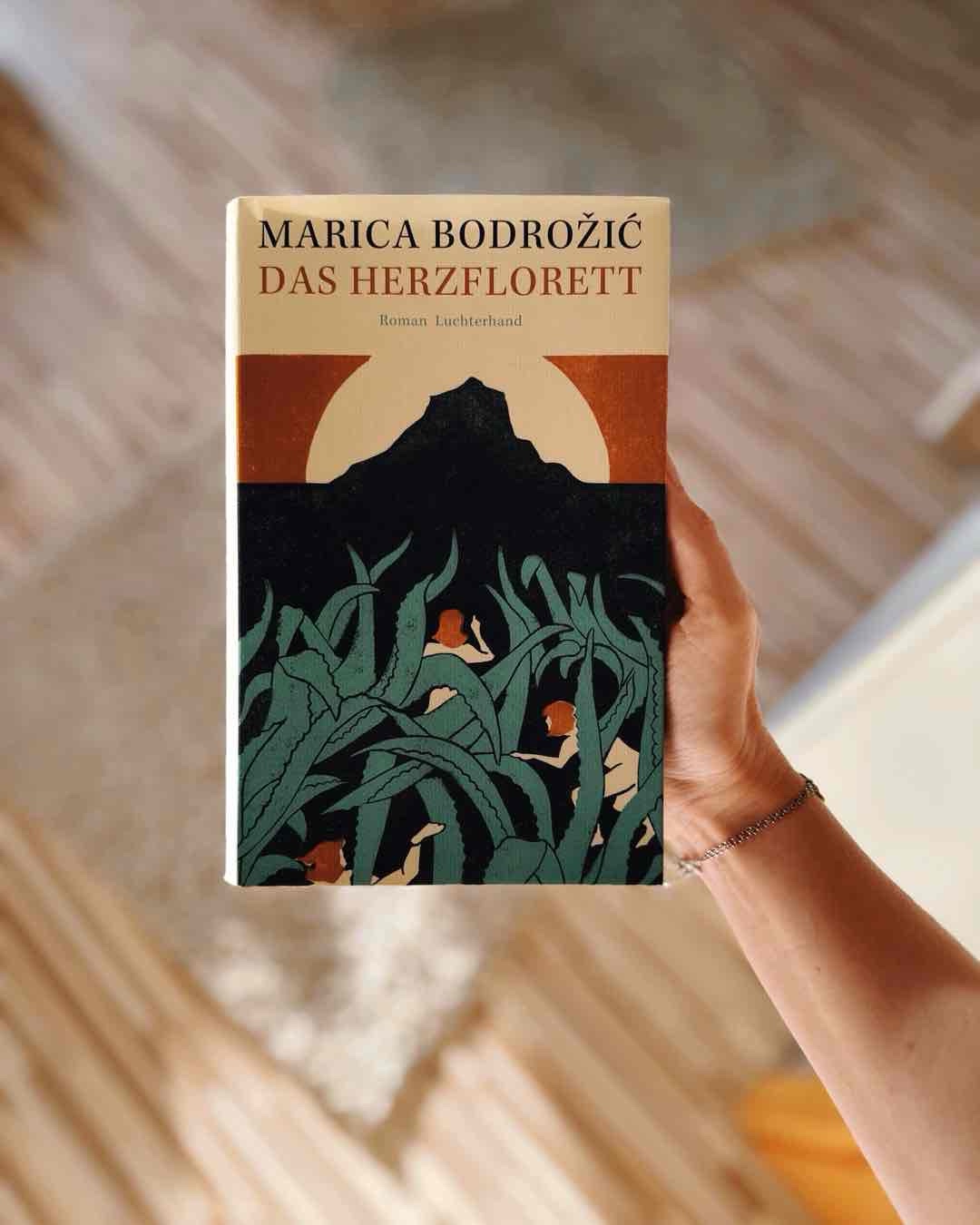 Dieses Buch ist kein einfacher Roman, es ist eine seelische Grenzerfahrung - doch eine sehr lehrreiche. Große Empfehlung für alle, die fühlen wollen, wie Literatur unser Innerstes berühren kann und dass Sanftheit auch Stärke ist. 🤺