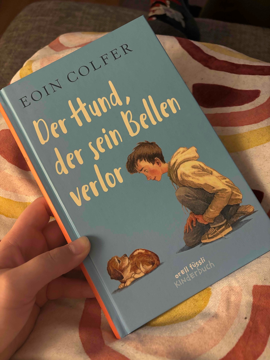 Wenn Boo ein Buch in die Hand nimmt und bereits vom Cover weinen muss, ist gewiss, dass es ein fantastisches Buch sein muss.