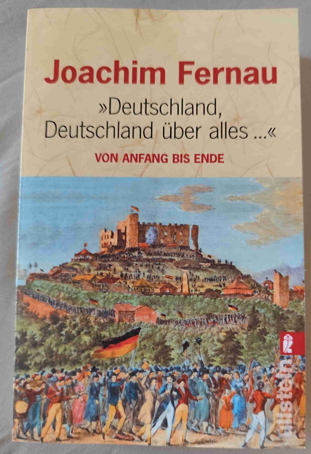 Sehr heiter geschriebene, auf das Wesentliche konzentrierte Chronik Deutschlands mit interessanten Analysen und Hintergrundinfos