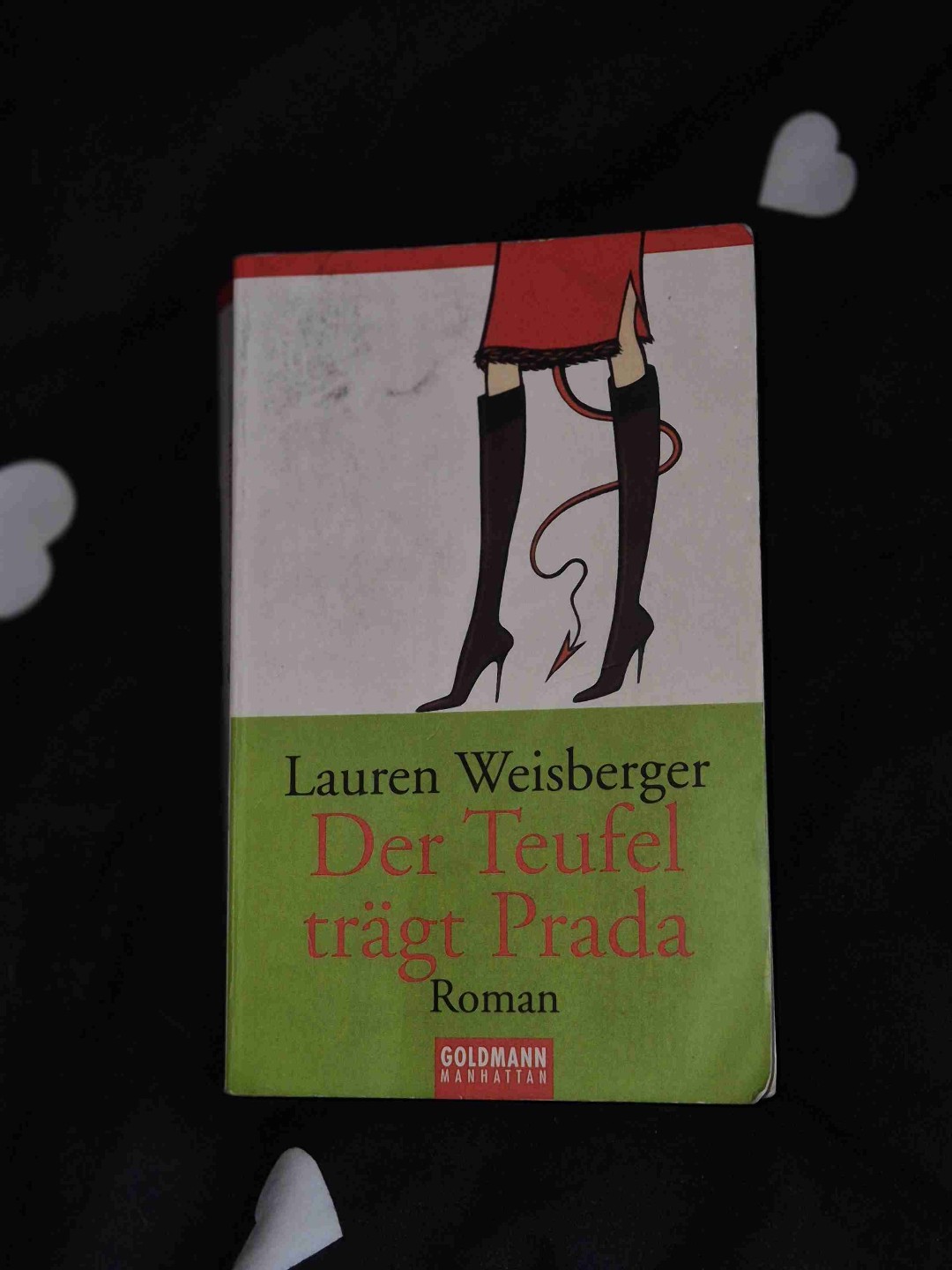 Man ist beim Lesen hin und her gerissen