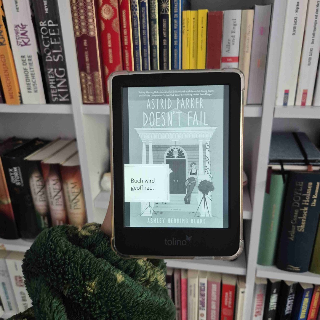 Cute Sapphic Romance ✨️📚🪷🌈