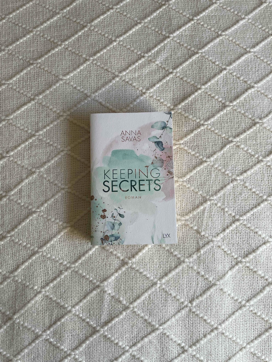 »Ich lasse ihn alles sehen, jedes noch sonkleike Stück der Dunkelheit, die sich über meine Seele gelegt hatte und langsam aver sicher verschwand.«