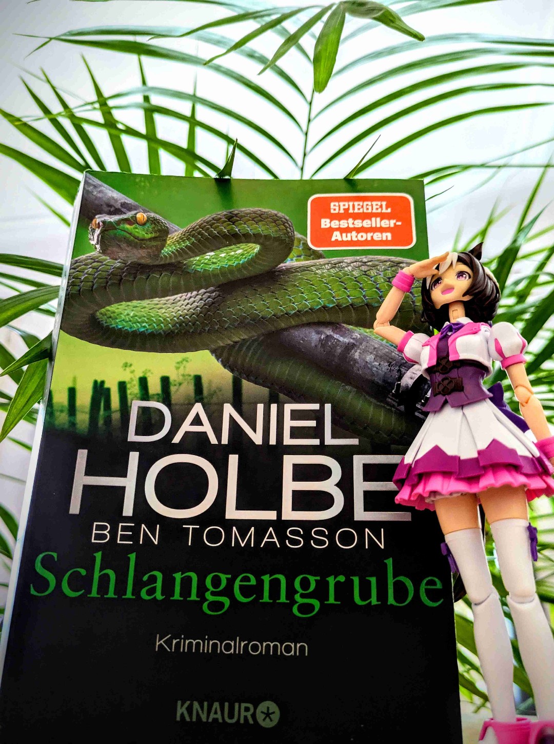 Kriminalroman mit interessanter recht aktueller Thematik 🌿🐍🌎