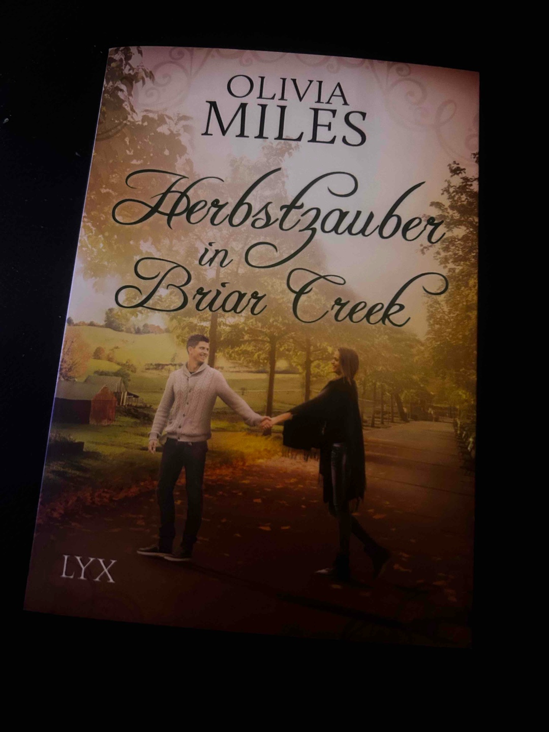 Es war schön zurück in Briar Creek zu sein und die Geschichte von Jane zu lesen. Das Buch lässt sich unabhängig lesen und doch erfährt man auch wieder viel über die Protagonisten der anderen Teile. Mit dem Schreibstil hab ich mich leider etwas schwer getan und das Buch hatte daher für mich einige Längen…