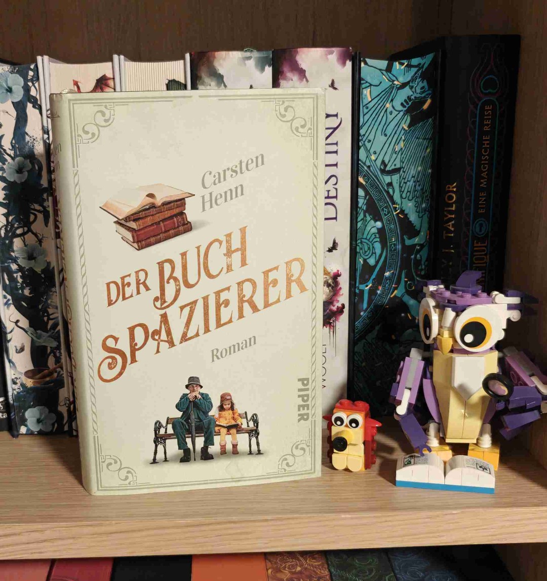 "(...) aber viel häufiger steckte Heilung im Papier. Manchmal sogar für Dinge, bei denen man gar nicht gewusst hatte, dass sie der Heilung bedurften."