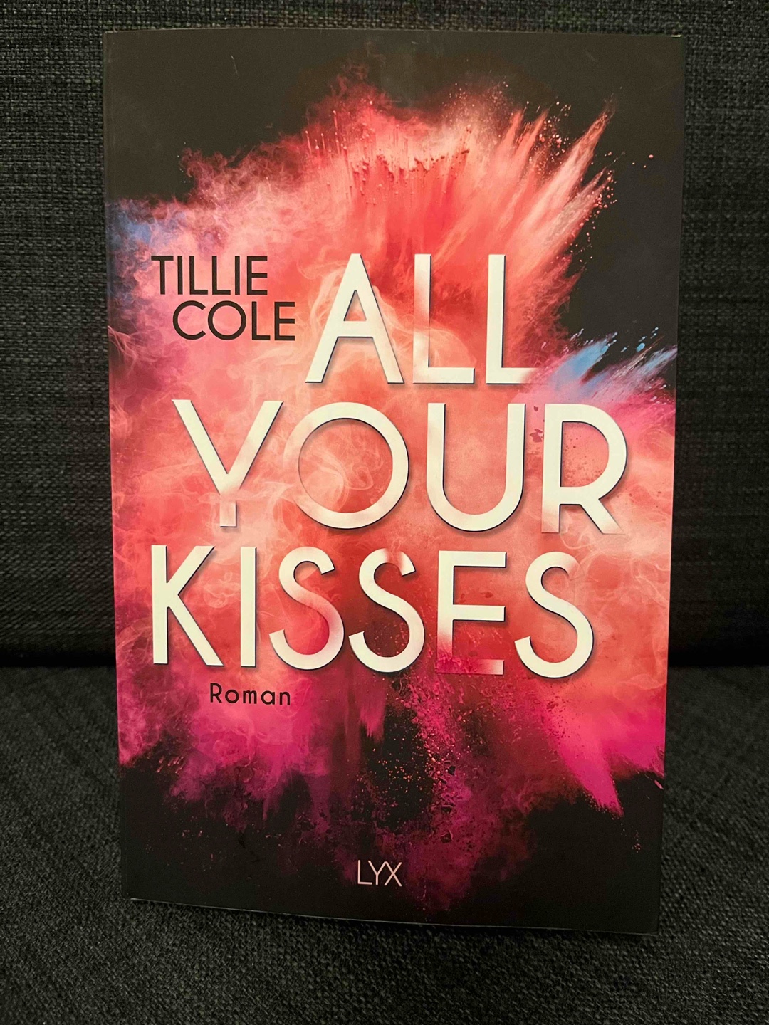 💋💗Ein persönliches riesengroßes Lesehighlight - Rune und seine „Poppymin“ , die 1000 Küsse sammeln um Oma‘s letzten Wunsch zu erfüllen .💋💗