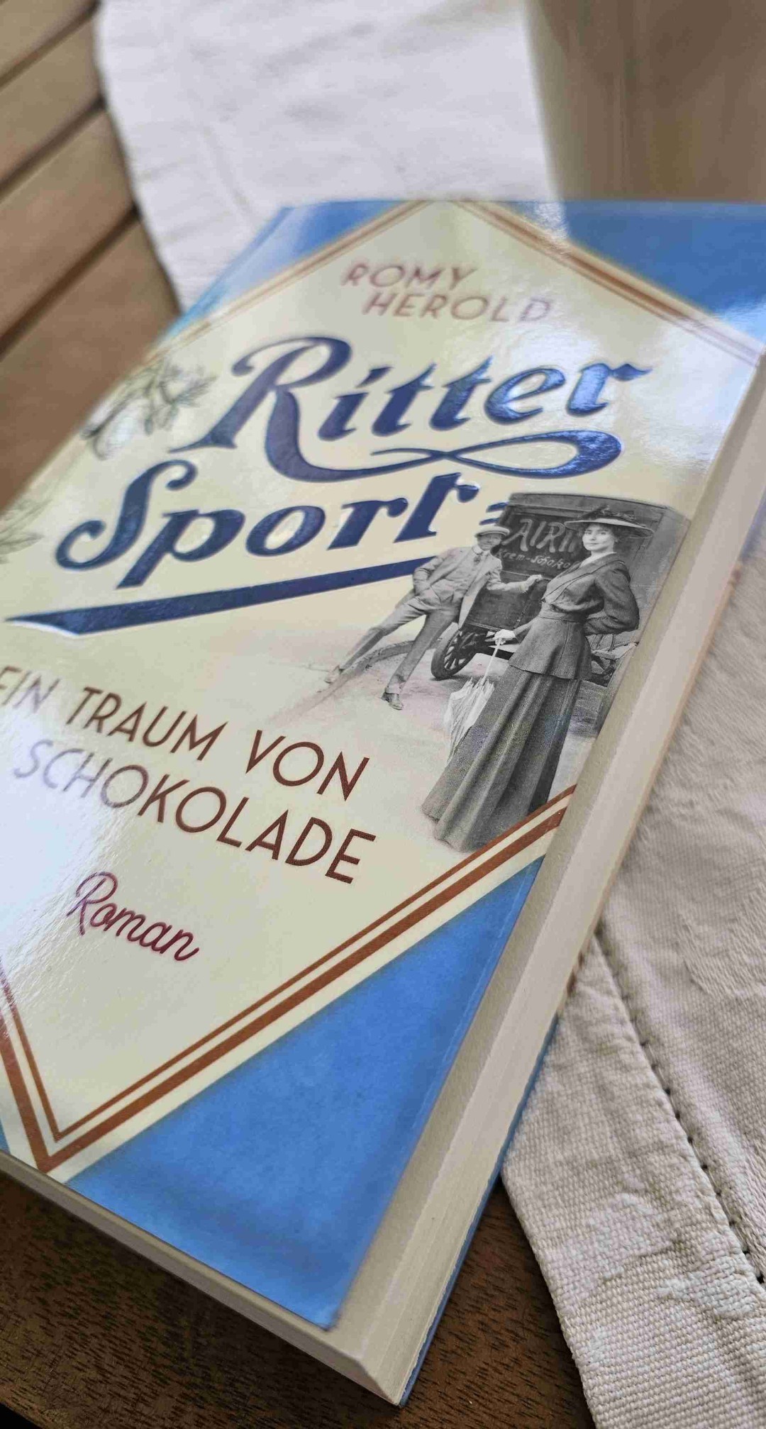 Sehr spannendes Buch mit Einblicken in das Schwäbische Leben von von Beginn der 1900er Jahre bis Mitte 1950.