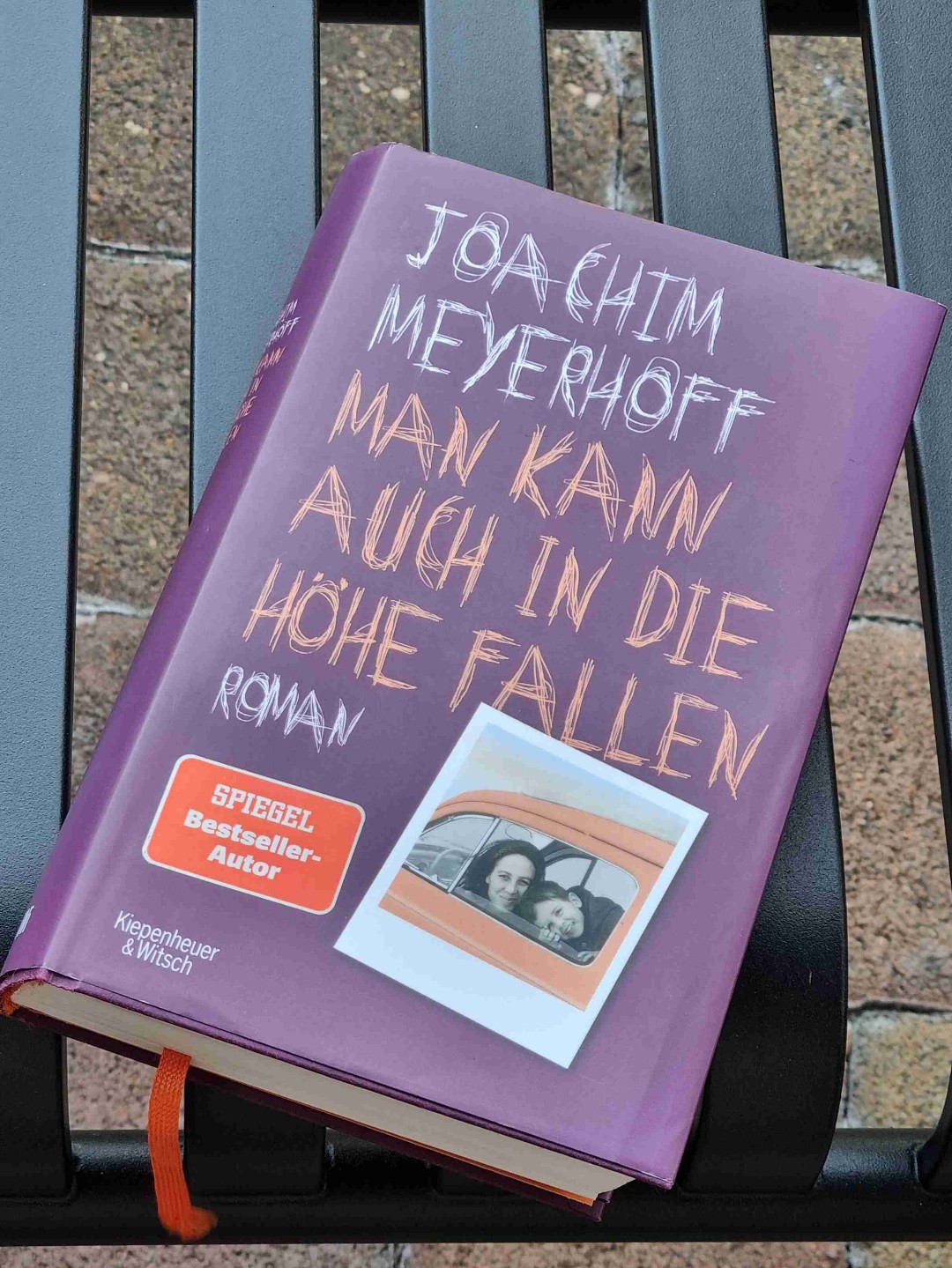 Streckenweise langatmig.
Hatte mehr erwartet.
Figur der Mutter = a role model