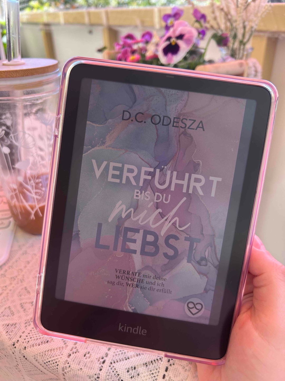 „Angst, ihn zu verlieren.
Pures Glück, ihn zu kennen.“
