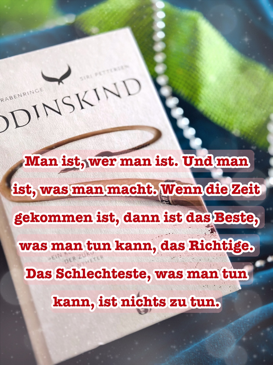 Mit ein wenig Geduld wird man unaufhaltsam in den Bann der Rabenringe Trilogie gezogen