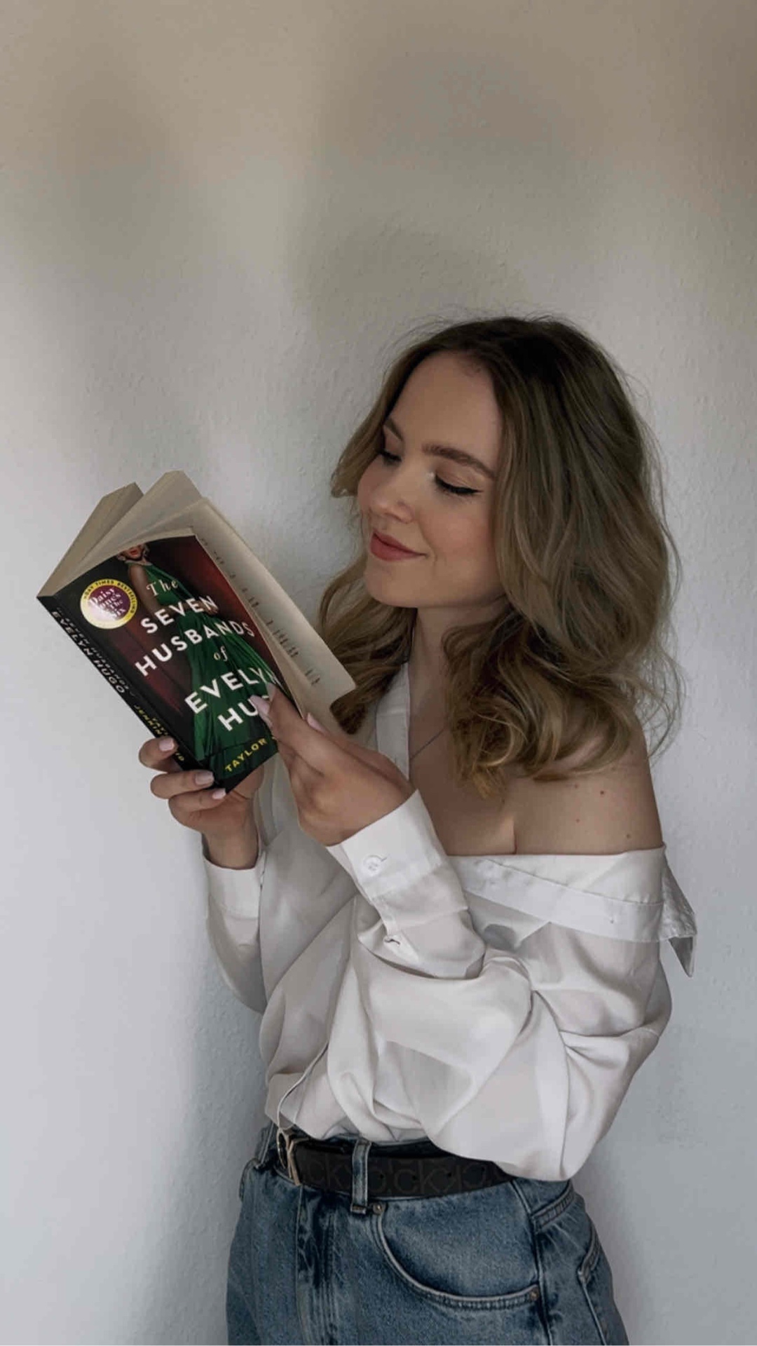 Leider hat mich das Buch nicht so abholen können, wie es bei vielen andere hier der Fall war.