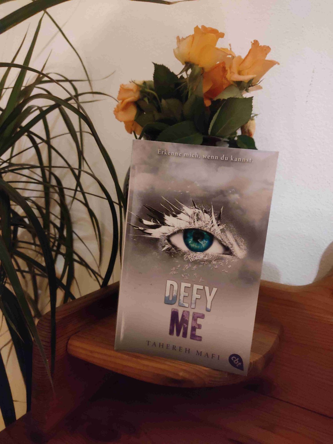 "Weißt du - wenn du mich berührst, spüre ich alles. Deine Aufregung. Deine Unruhe. Deine Lust. Ich liebe das." ✨ "Ich liebe es, wie du auf mich reagierst. Wie du mich begehrst. Ich spüre es, wenn du dich verlierst, wie du mir vertraust, wenn wir zusammen sind. Und ich spüre deine Liebe." ✨ "Ich spüre sie im ganzen Körper."