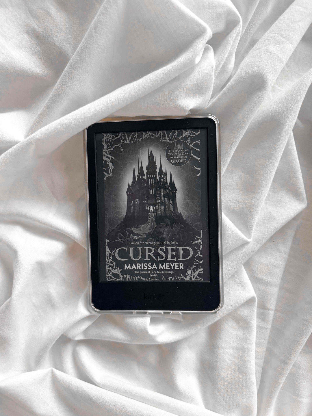 Cursed – Ein packender Abschluss voller dunkler Magie