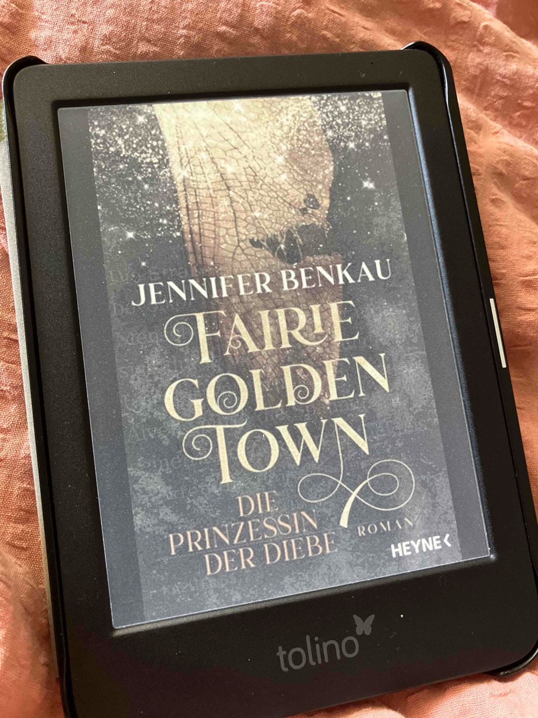Endlich ein Buch mit Peaky Blinders Vibes