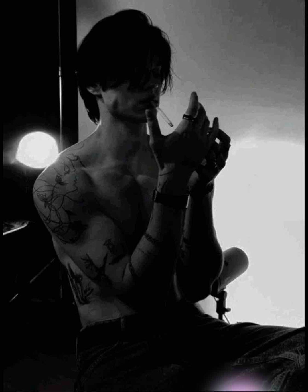 (Bild von Pinterest ~ Caleb 🎸⛓️🚬