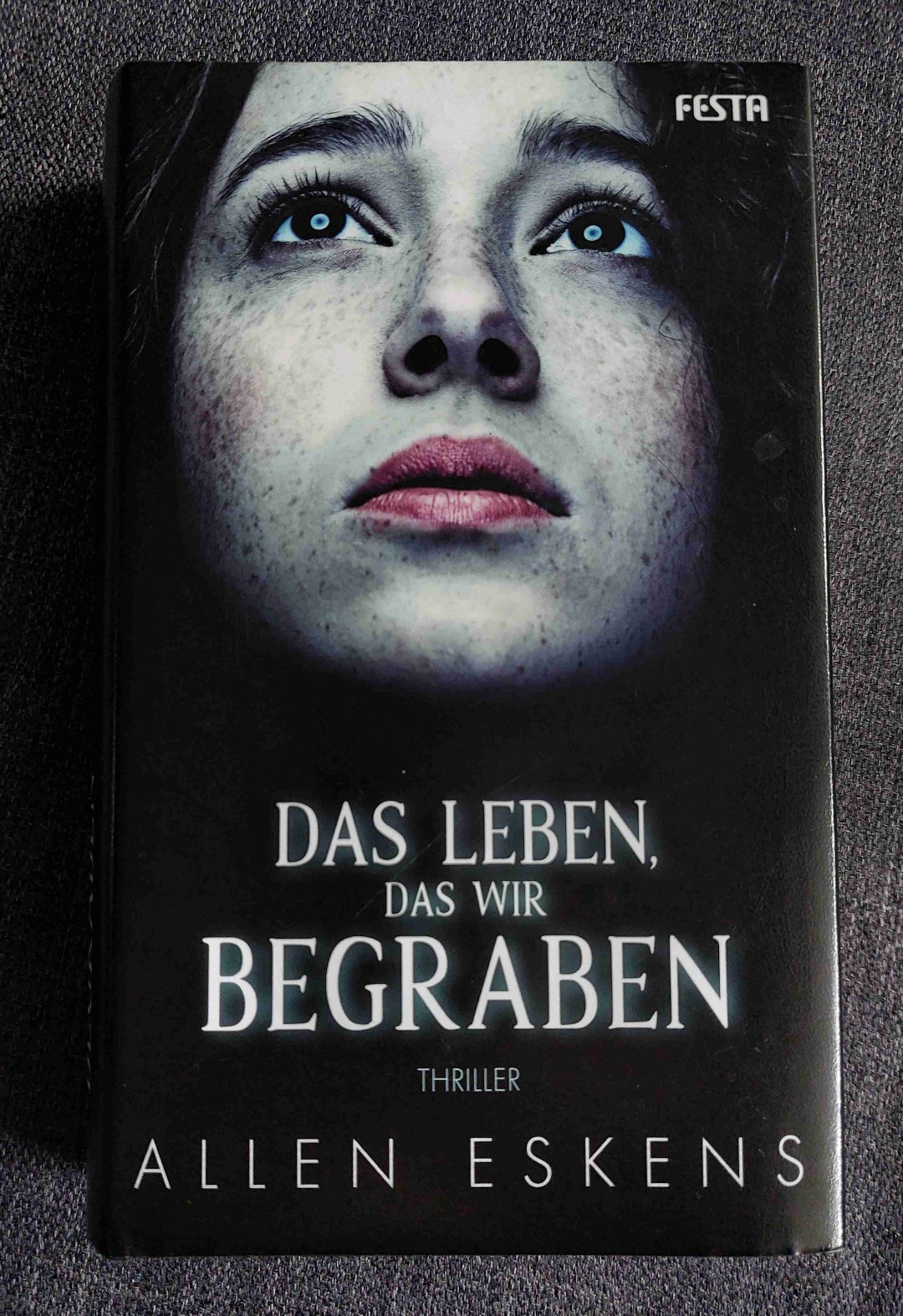 Für mich ein perfekter, spannender Thriller, bei dem alles gepasst hat.