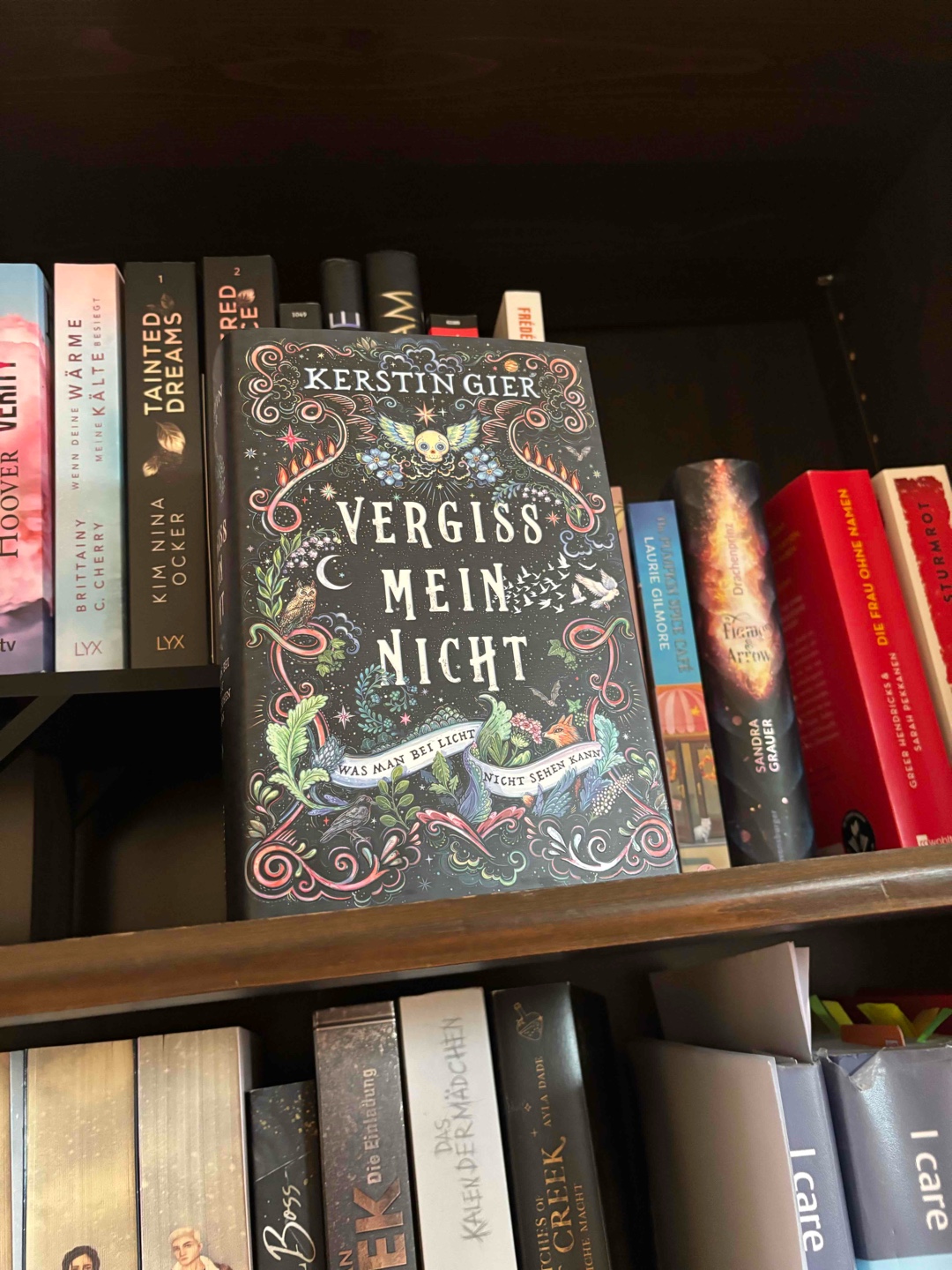 Wow, ich hab schon viele Bücher von Kerstin Gier gelesen und ich wurde auch hier nicht enttäuscht!
