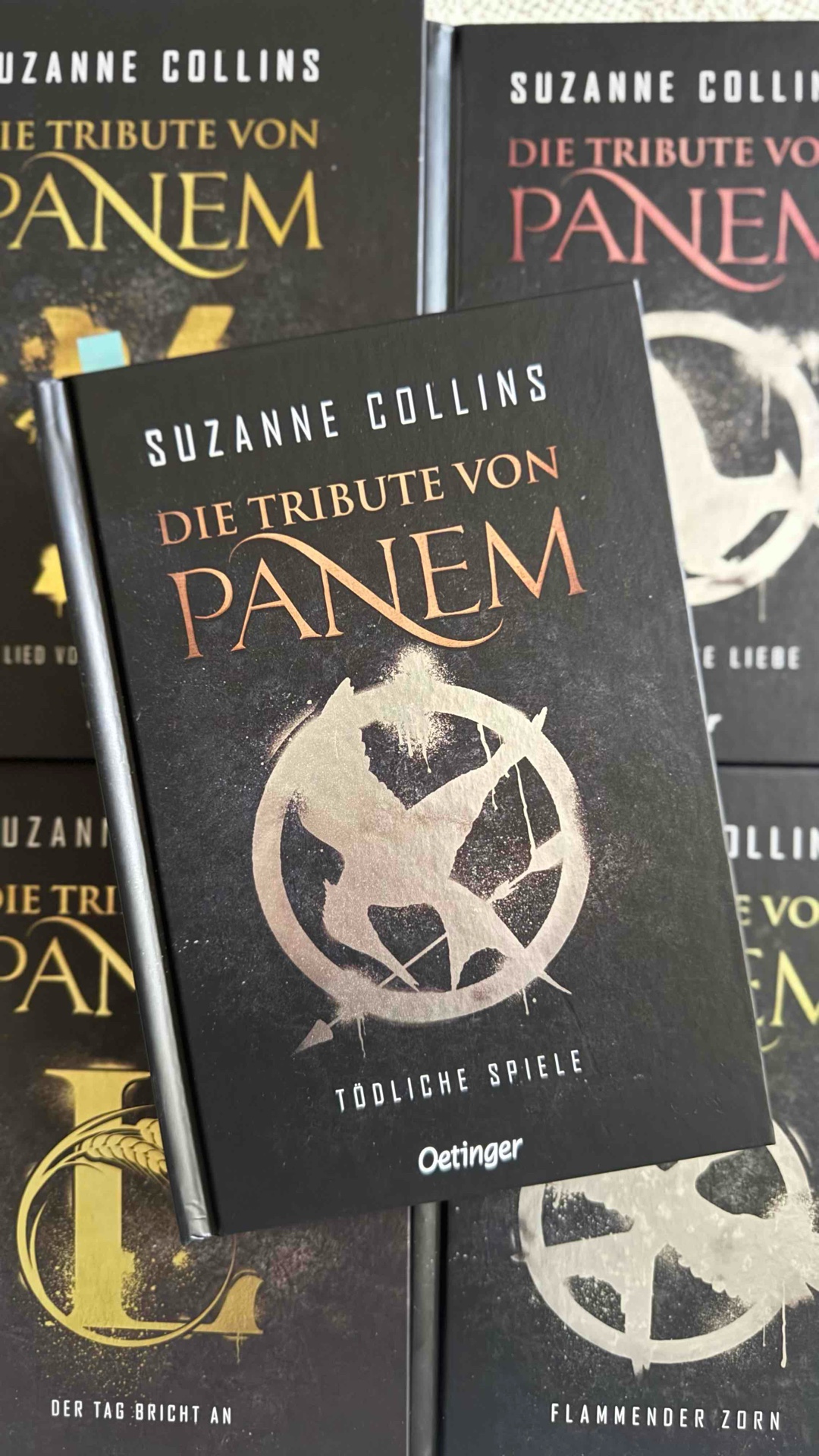 Katniss ~ das Mädchen, dass in Flammen steht 🖤