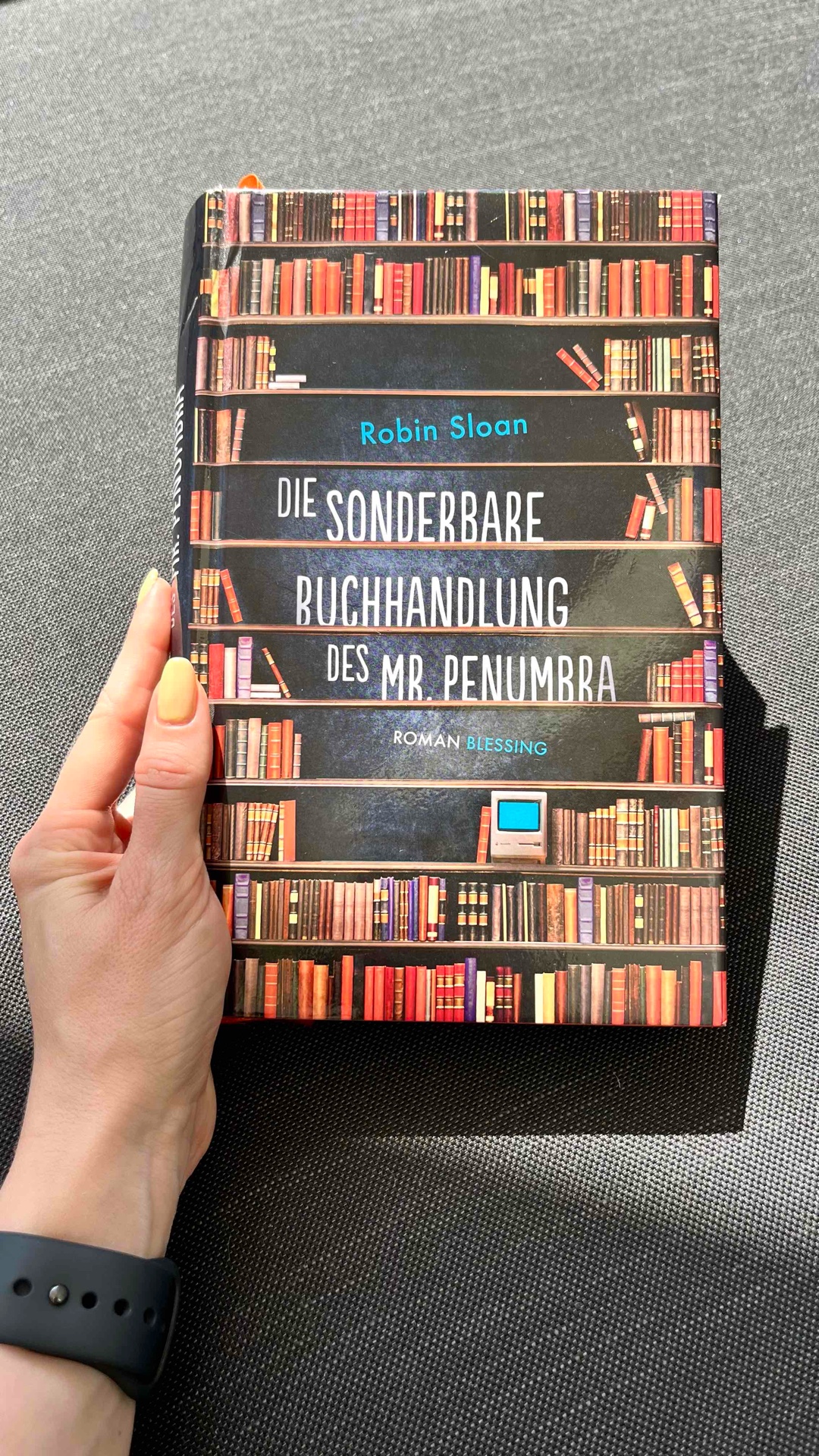 » Bücher sind ein Ort, an dem wir uns selbst finden können. « 👴🏻📚🗺️🗽🌉🏫📜