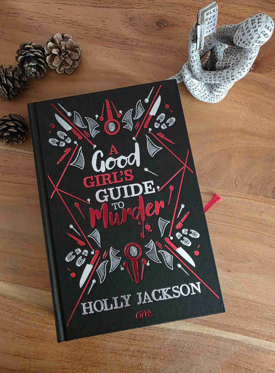 Sehr gutes Buch! Mal wieder was anderes und sehr gut zu lesen ✨️