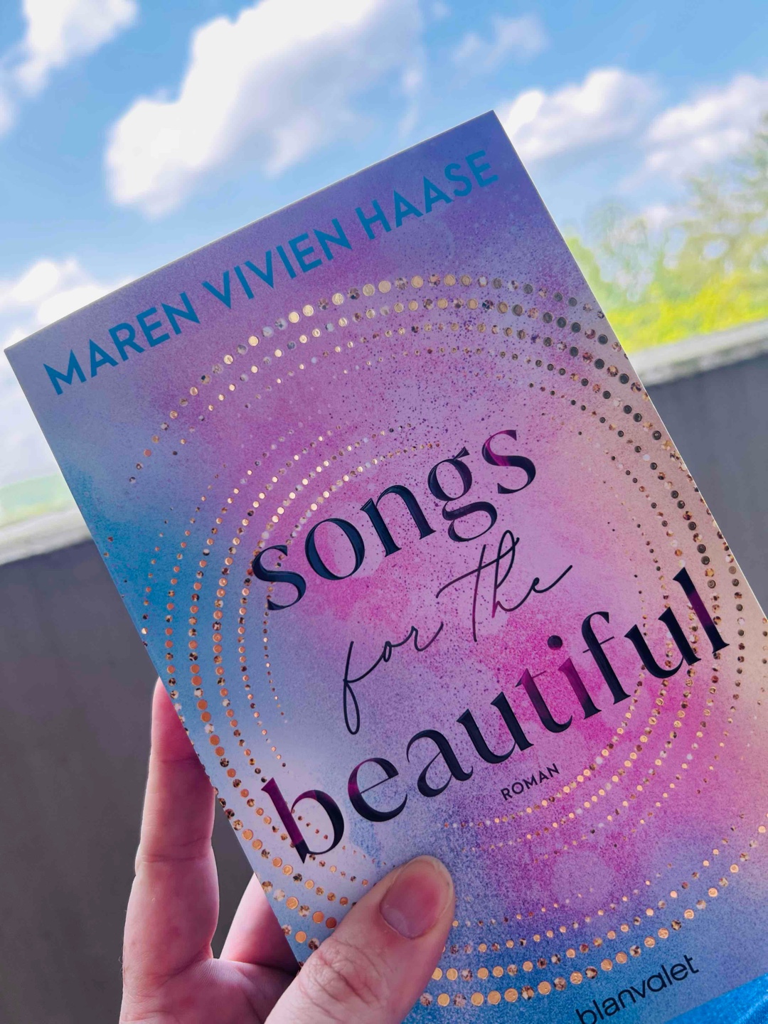Richtig schönes Buch mit einem Einblick wie es doch gerne mal in der Musikbranche abgeht.