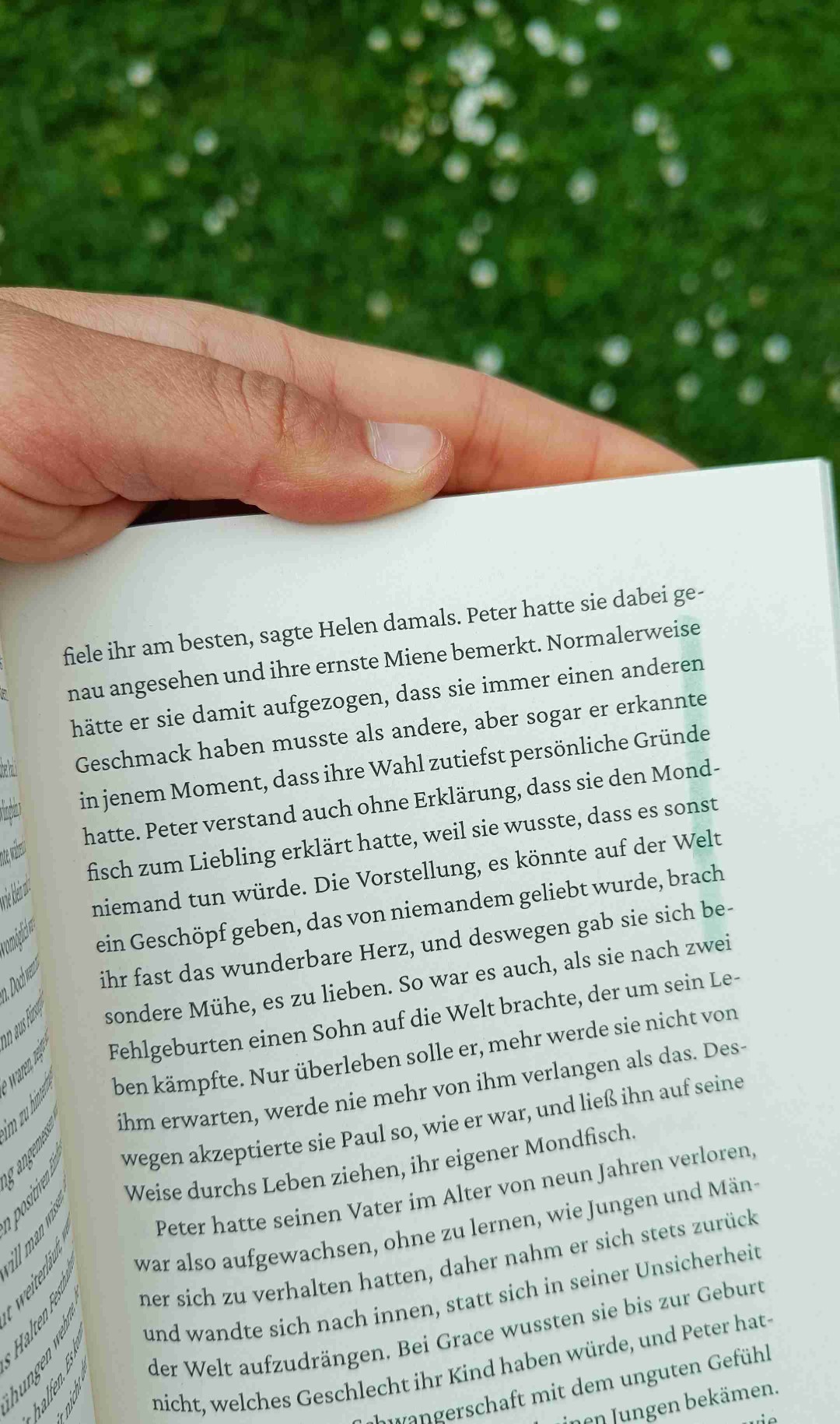 Ein Buch für alle, die dei Dinge brauchen: a) wunderbare Figuren, über die man Schmunzeln kann, b) neue Ideen, das Leben zu betrachten und c) ein bisschen Stille.