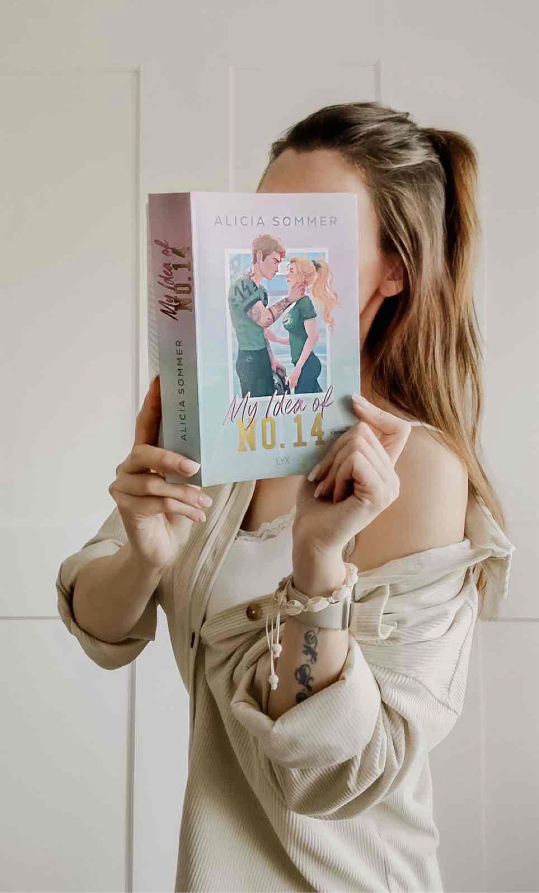 Wunderbar authentische Lovestory mit richtig guter Football-Szenerie! 🏈