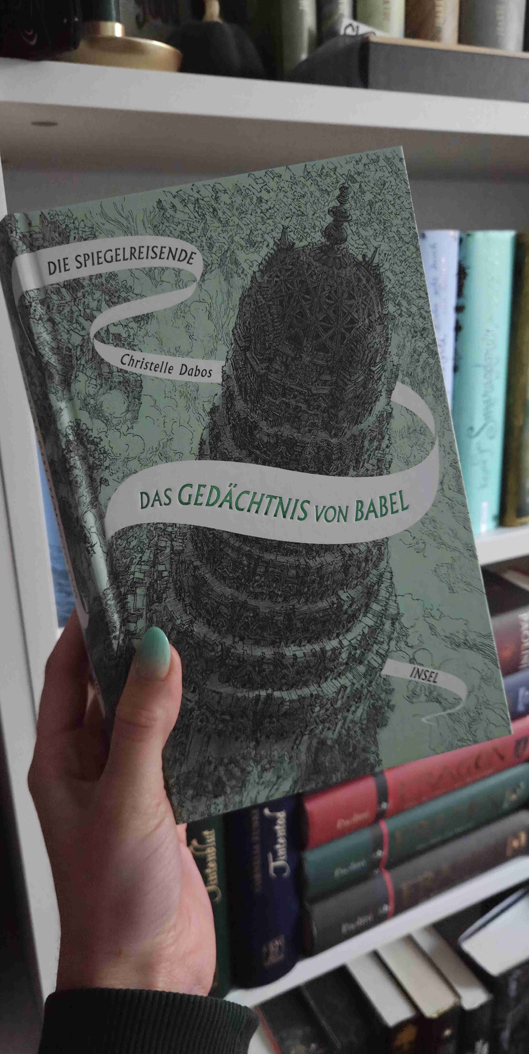 Reread Nr. 3, diese Welt überzeugt mich einfach jedes Mal wieder. ✨️