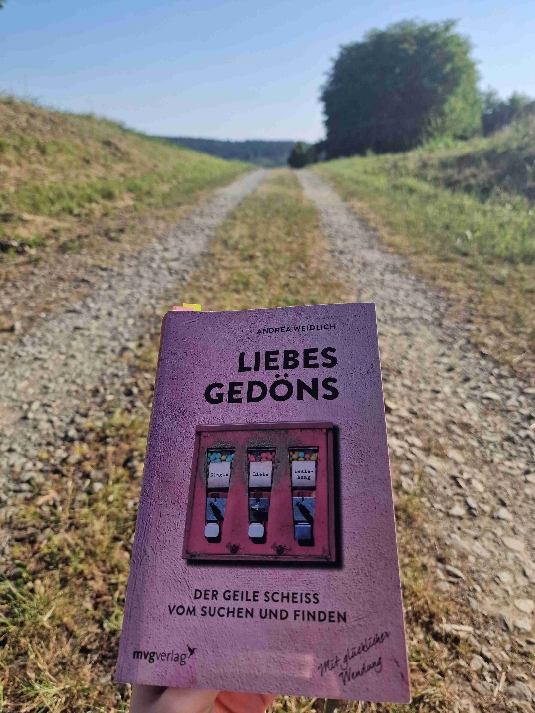 Man will es am liebsten in einen Stücke durch lesen, nur die Seele braucht Pausen.