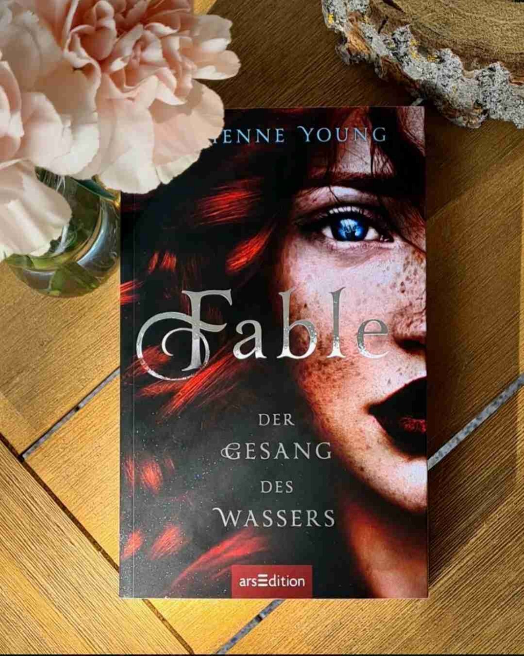 ✨ Eine mutige Frau, ein geheimnisvoller Mann und die Gefahren des Meeres … ✨