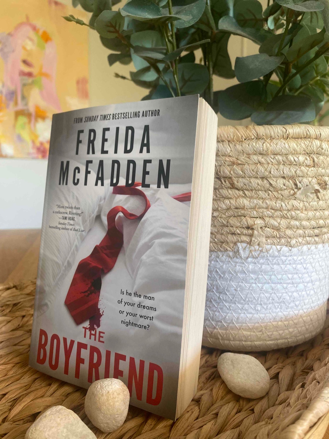 Mein erstes, aber mit Sicherheit nicht mein letztes Buch von Freida!!! 😍😮💨