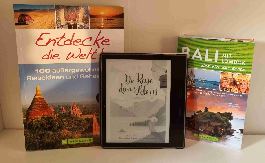 "Sei der Grund warum Menschen an reine Herzen, gute Vibes und freundliche Seelen glauben"
Dieses und viele andere Lebensweisheiten begegnet Betty auf der Reise zum Bodensee.
Man begleitet die Protagonisten beim wachsen ihrer Selbst, und lernt selbst dabei Sachen aus anderen Perspektiven zu sehen und infrage zu stellen ob das Leben einen erfüllt, was man im Leben möchte und was macht mich eigentlich glücklich und was brauche ich dafür.
"Du bist die 5 Menschen die dich umgeben"
Habe selbst diese Reihe mit meiner Mutter zusammen gelesen und fanden es genial sich über diese auszutauschen. Besonders ist der Band in Teneriffa zu empfehlen wo Betty mit ihrer Mum in den Urlaub fährt, da gab es bei uns die meisten Lacher 😁
