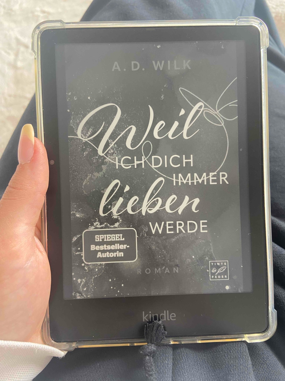 #2025/36
Weil ich dich immer lieben werde - A. D. Wilk