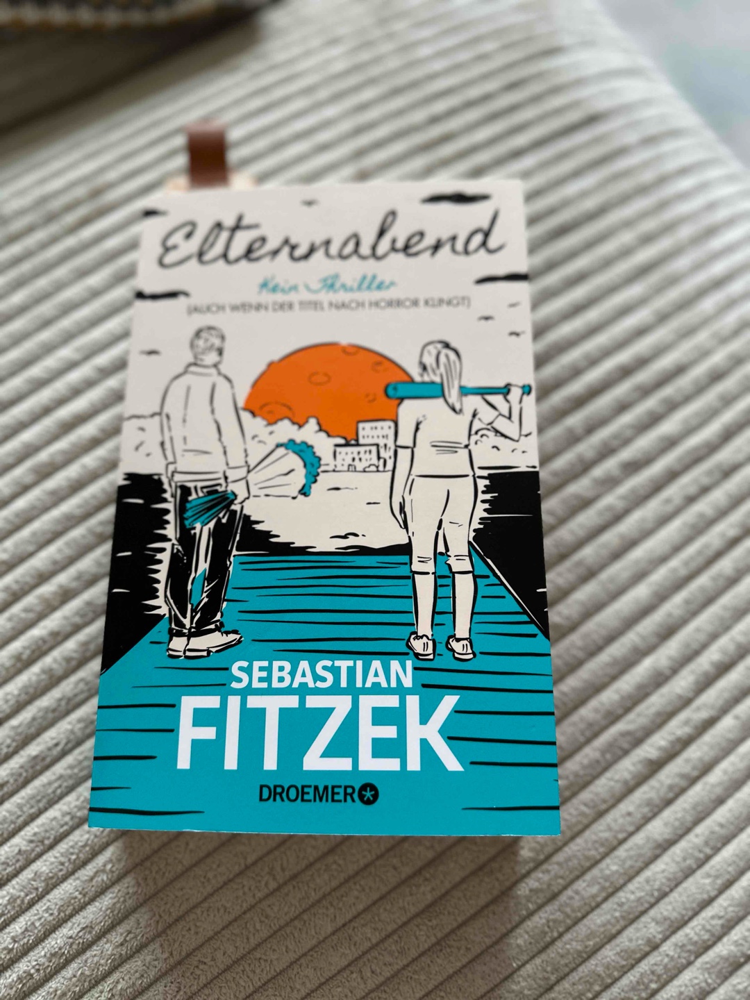Ein schnell gelesenes Buch. Unterhaltsam. ⭐️⭐️⭐️⭐️