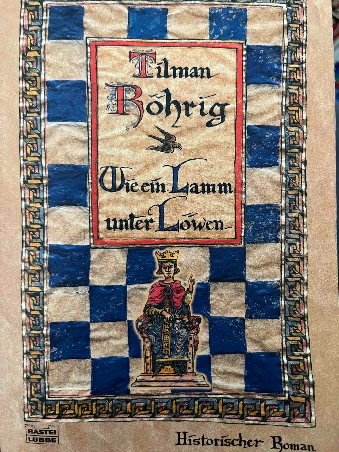 Nach langen Jahren nochmals gelesen. Ein tolles Buch über die Zeit von Friedrich II. Mit vielen historischen Begebenheiten geschriebener Roman. Absolute Empfehlung für Mittelalterfans ⭐️ ⭐️ ⭐️ ⭐️ ⭐️