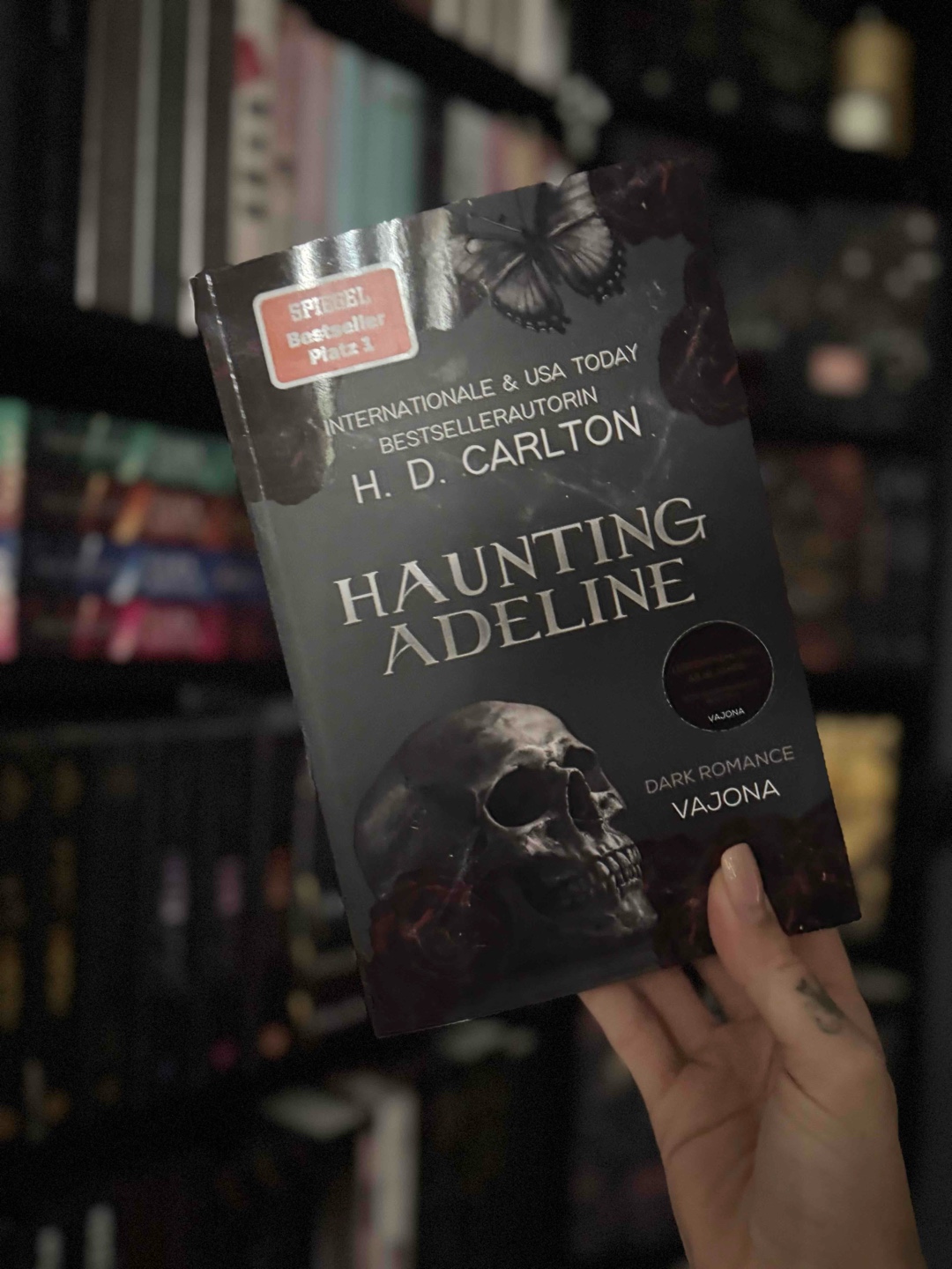 „Weil ich besessen bin. Ich bin süchtig und ich bin dazu bereit jede einzelne Grenze zu überschreiten, wenn es bedeutet diese Frau zu meinem zu machen.“ 'Zade 🥀🖤