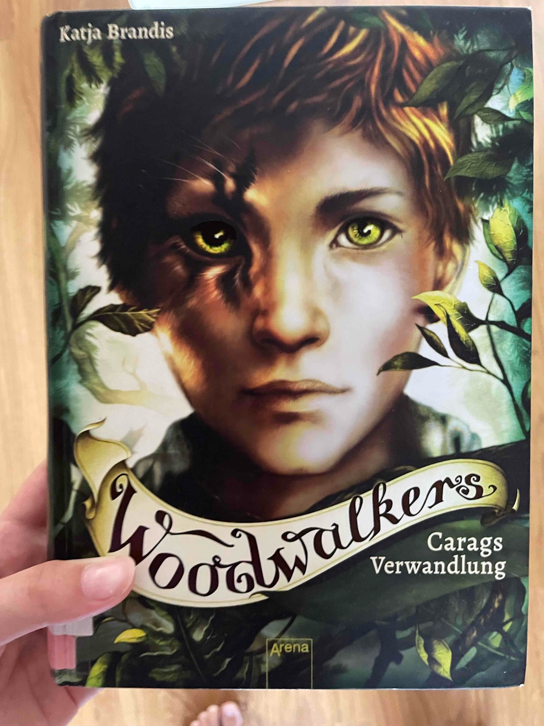 Ich finde das Buch sehr spannend.