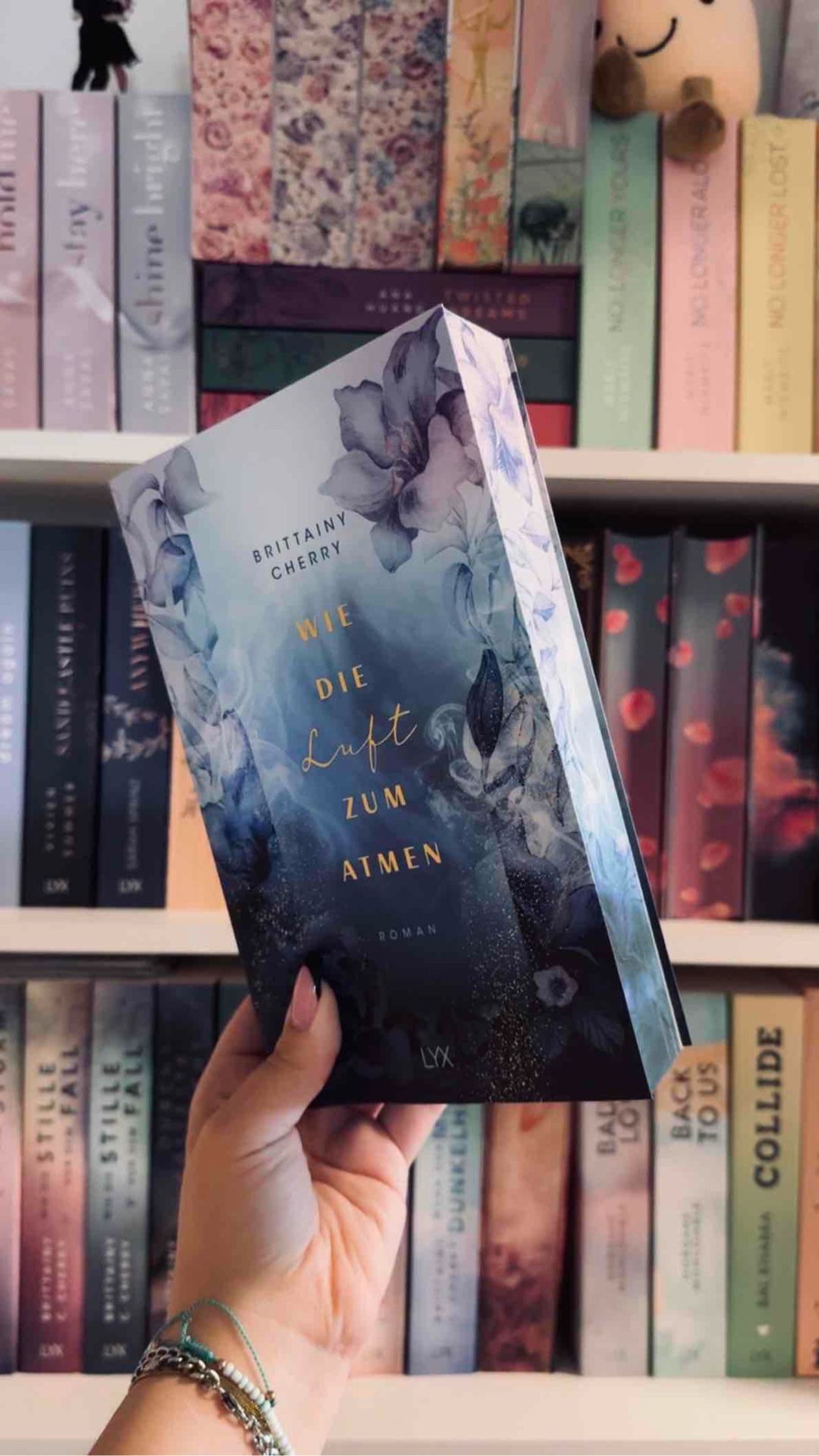 🩵»𝑲𝒆𝒊𝒏 𝑺𝒆𝒆𝒍𝒆𝒏𝒗𝒆𝒓𝒘𝒂𝒏𝒅𝒕𝒆𝒓 𝒗𝒆𝒓𝒍ä𝒔𝒔𝒕 𝒅𝒊𝒆𝒔𝒆 𝑾𝒆𝒍𝒕 𝒂𝒍𝒍𝒆𝒊𝒏; 𝒔𝒊𝒆 𝒂𝒍𝒍𝒆 𝒏𝒆𝒉𝒎𝒆𝒏 𝒆𝒊𝒏𝒆𝒏 𝑻𝒆𝒊𝒍 𝒊𝒉𝒓𝒆𝒓 𝒂𝒏𝒅𝒆𝒓𝒆𝒏 𝑯ä𝒍𝒇𝒕𝒆 𝒎𝒊𝒕 𝒔𝒊𝒄𝒉.«🩵