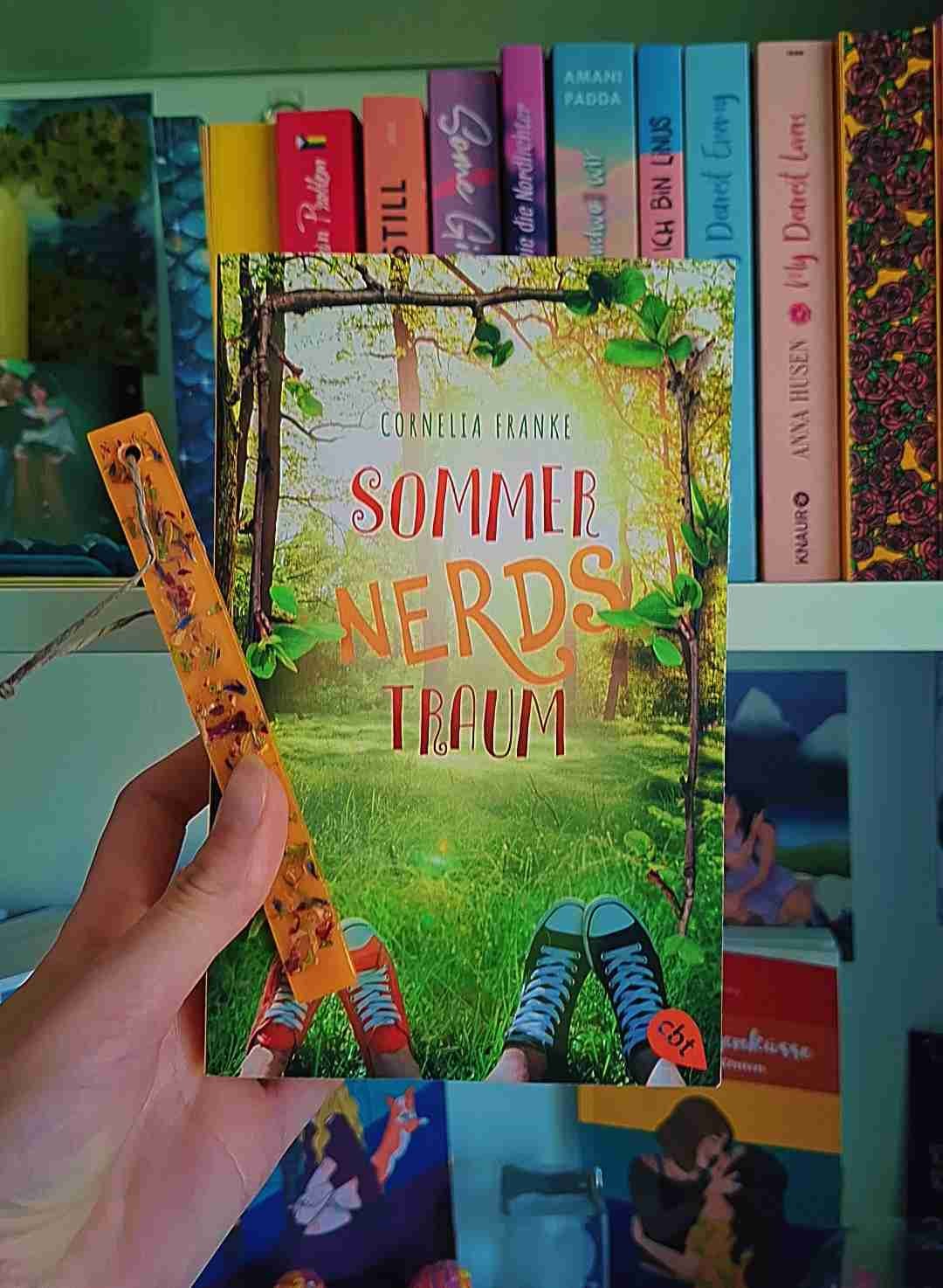 Lustige und cute Story rund um das Larpen, war wirklich interessant 🥰