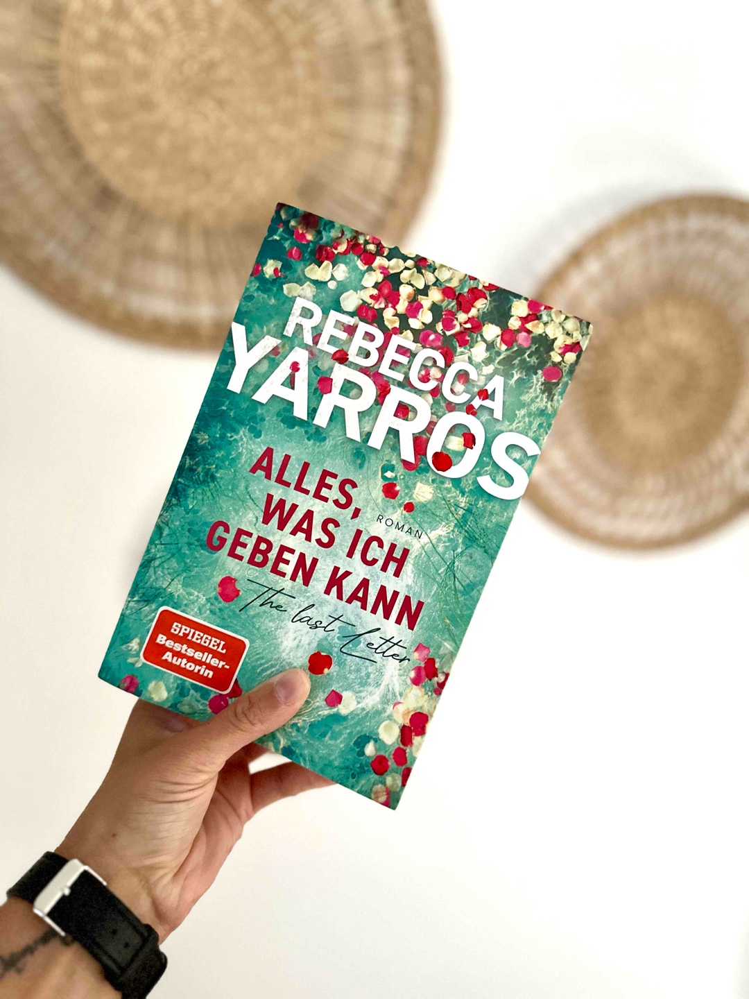 Emotional, bewegend und authentisch – Rebecca Yarros berührt einmal mehr das Herz