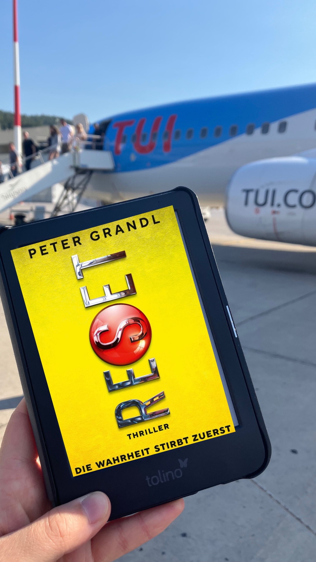 Ein gesellschaftlich und politisch hoch aktueller Thriller aus der Feder von Peter Grandl. Zudem starke weibliche Charaktere!