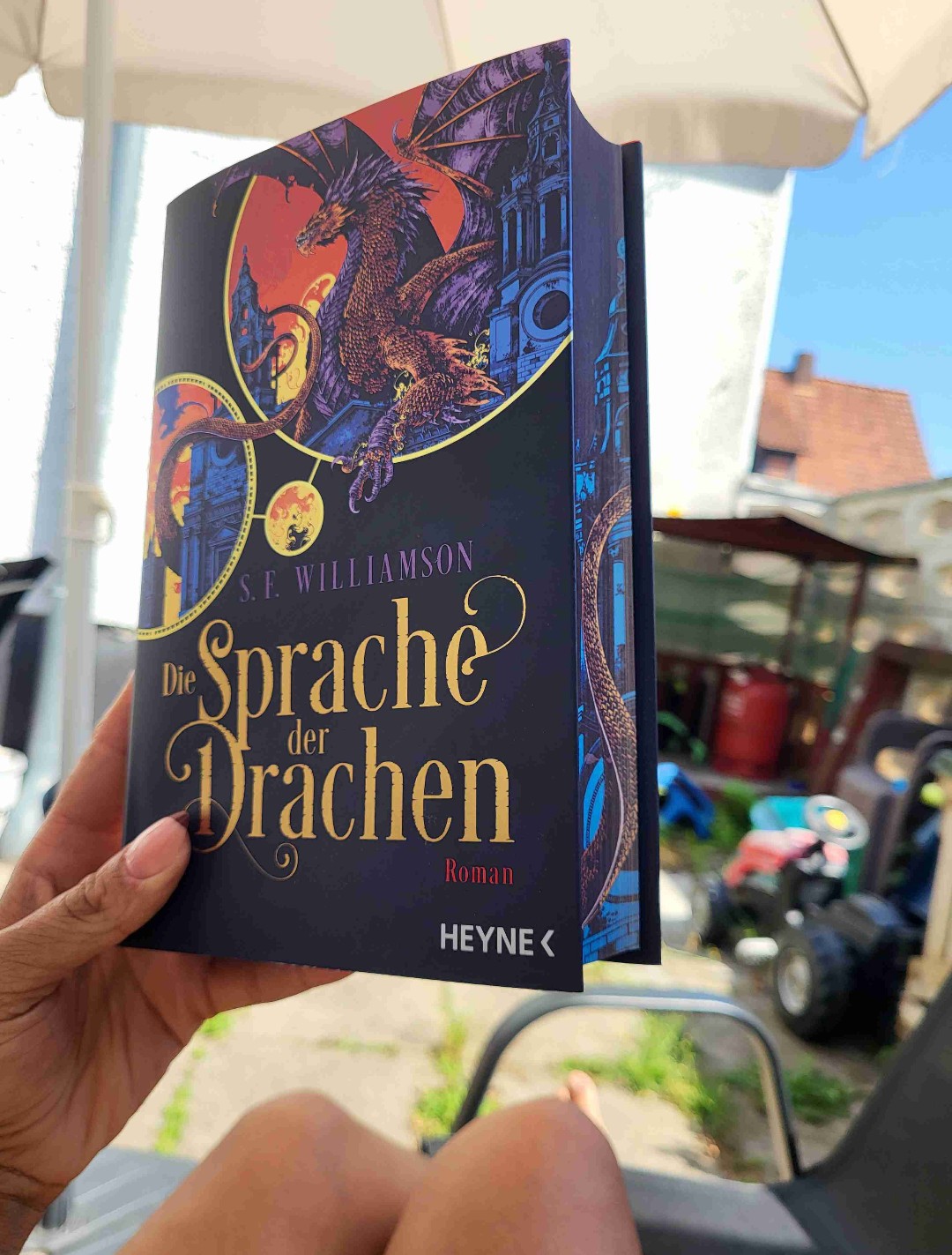 "Frieden ist kein Frieden, wenn er nur für manche gilt."🐲
Ok ich habe mein Lieblings-Drachenbuch gefunden ! 😍