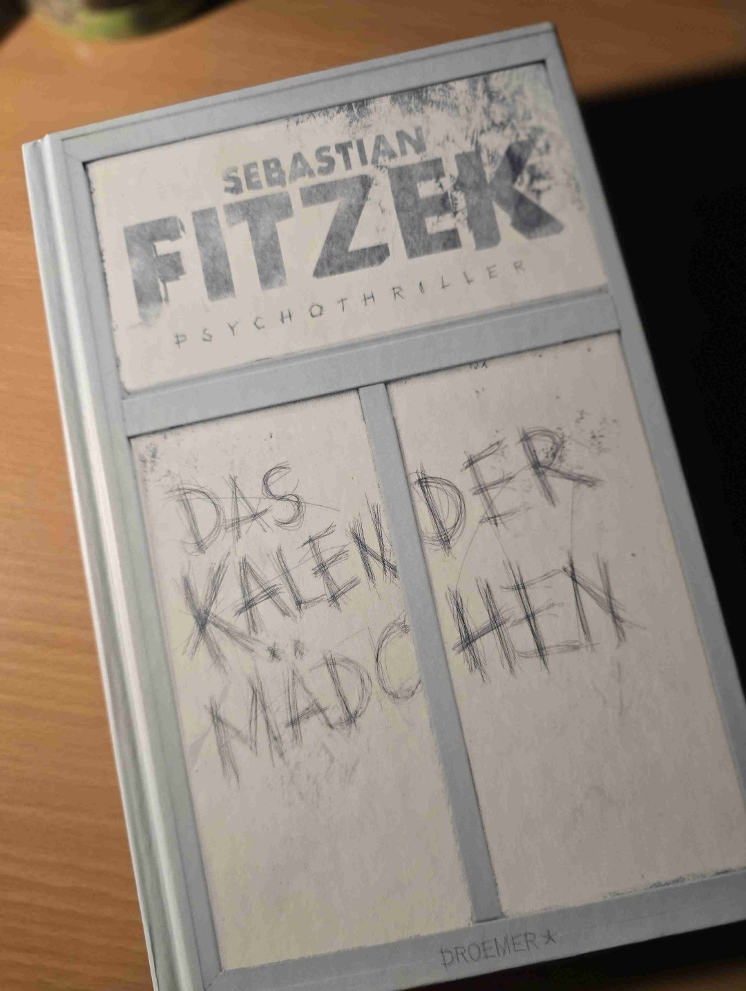 "Notruf der Polizei. Mit wem spreche ich?" 🎄❄️🕯🕯🕯🕯