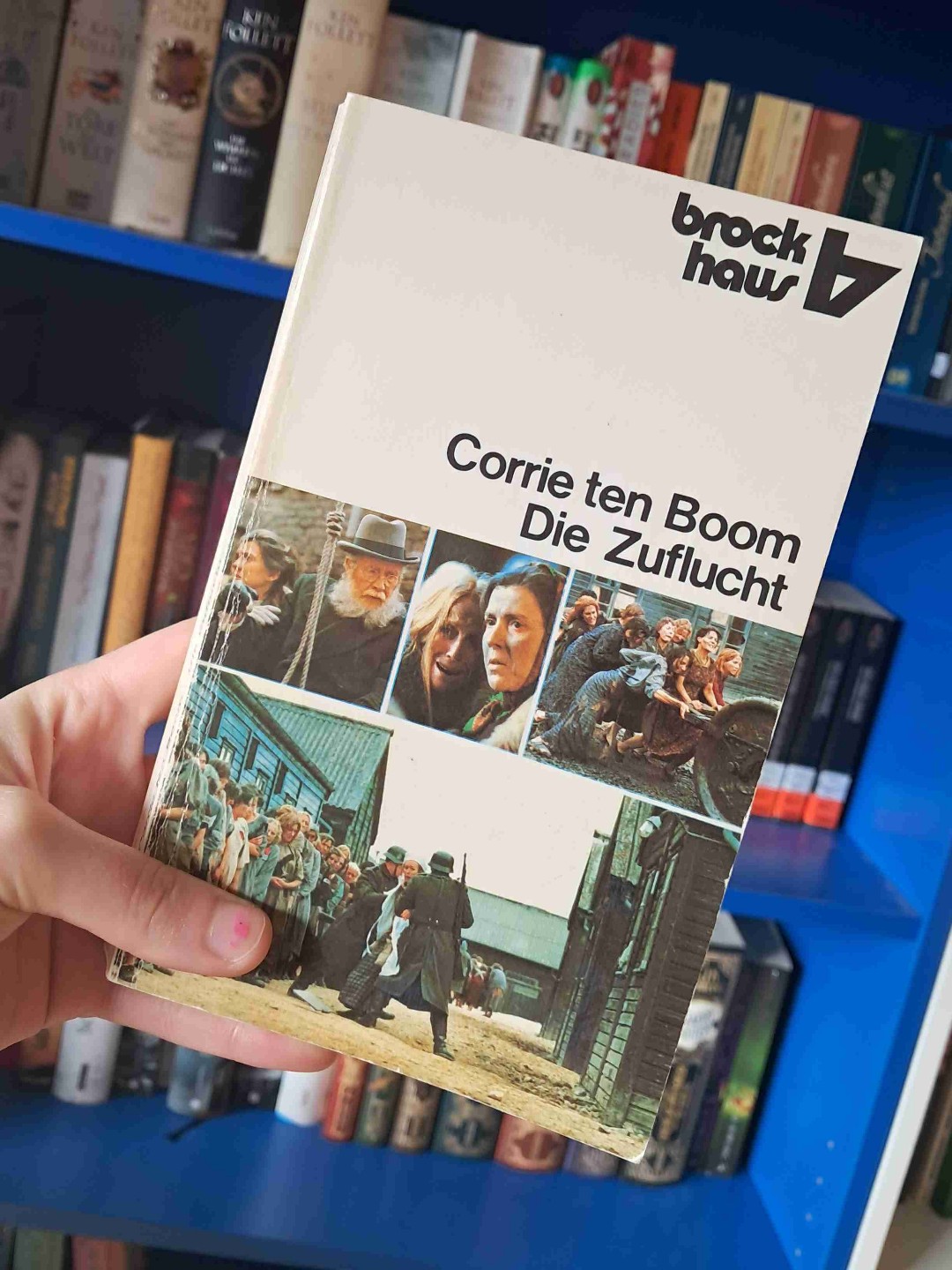 Dieses Biographie ist so schrecklich und schön zugleich.