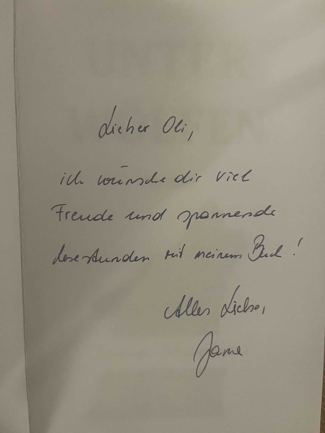 WÖLFE REISSEN SCHAFE! DAS WAR SCHON IMMER SO.
ENTSCHEIDEND IST NUR, OB DU ZUR HERDE ODER ZUM RUDEL GEHÖRST!