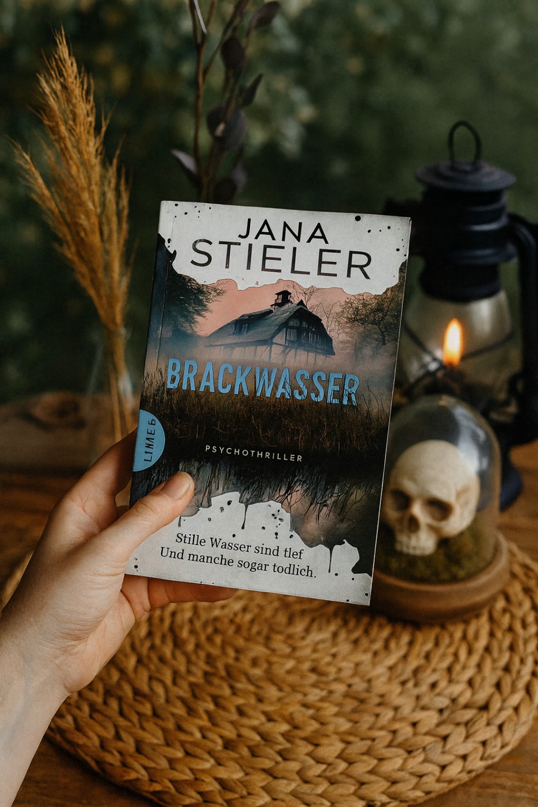 ⭐⭐⭐⭐ Zwischen Schilf, Schatten und alten Wunden