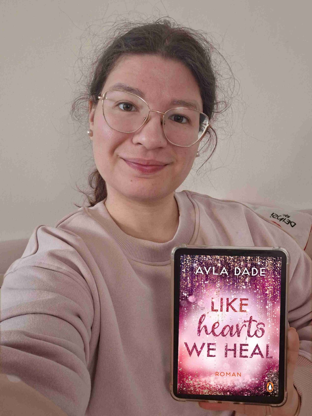 Reado - Like Hearts We Heal von Ayla Dade | Buchdetails, image size:1080x1440