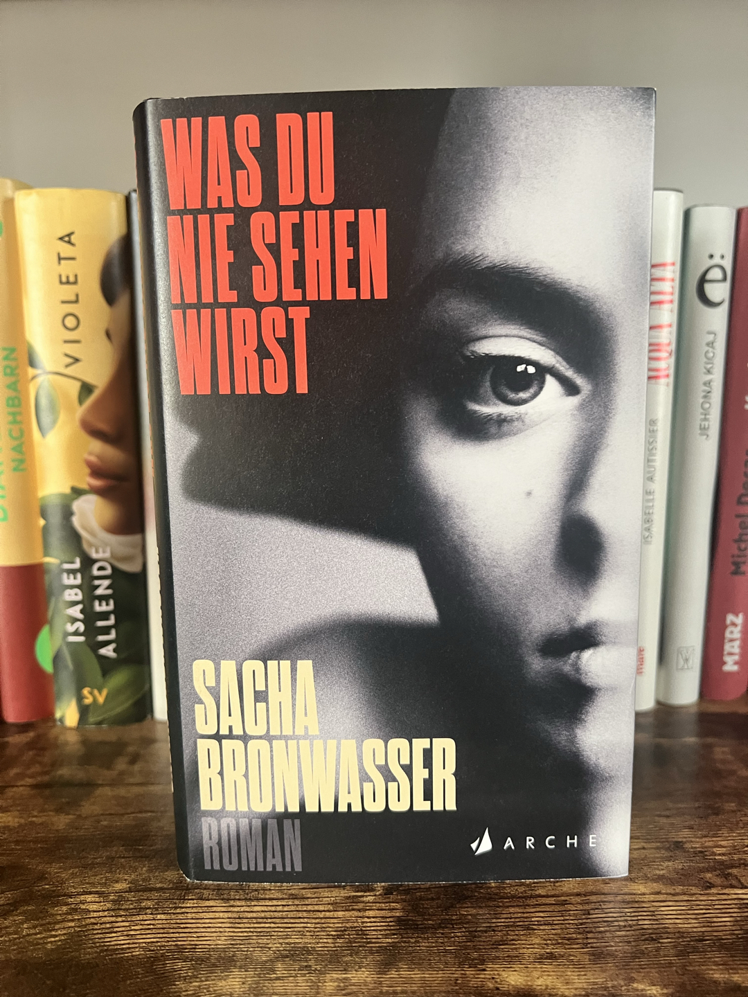 Im Lesesog: klug, fesseln und besonders!