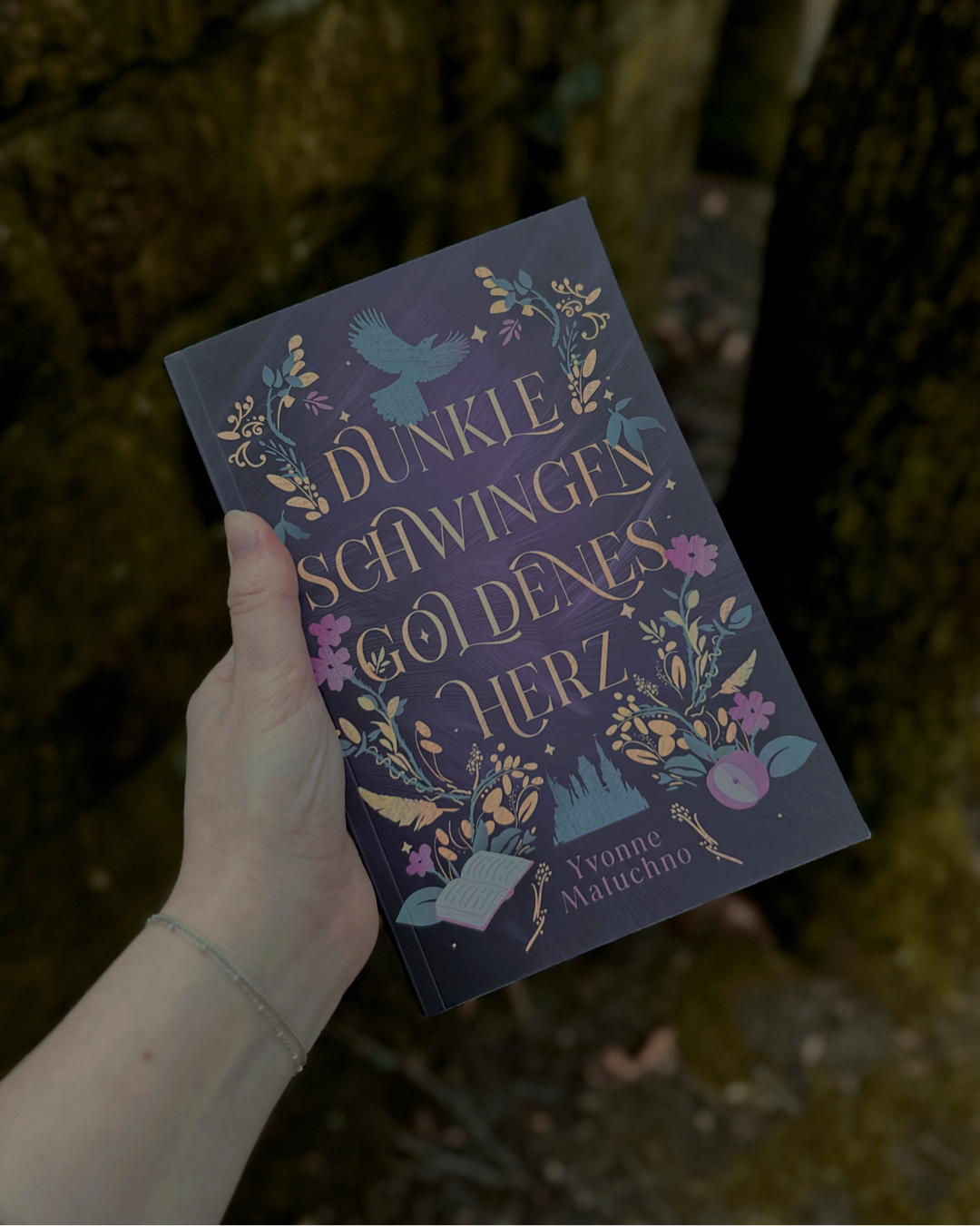 Sanfte Romantasy mit Tiefe, feinfühligem Protagonisten und emotional ehrlicher Liebesgeschichte.