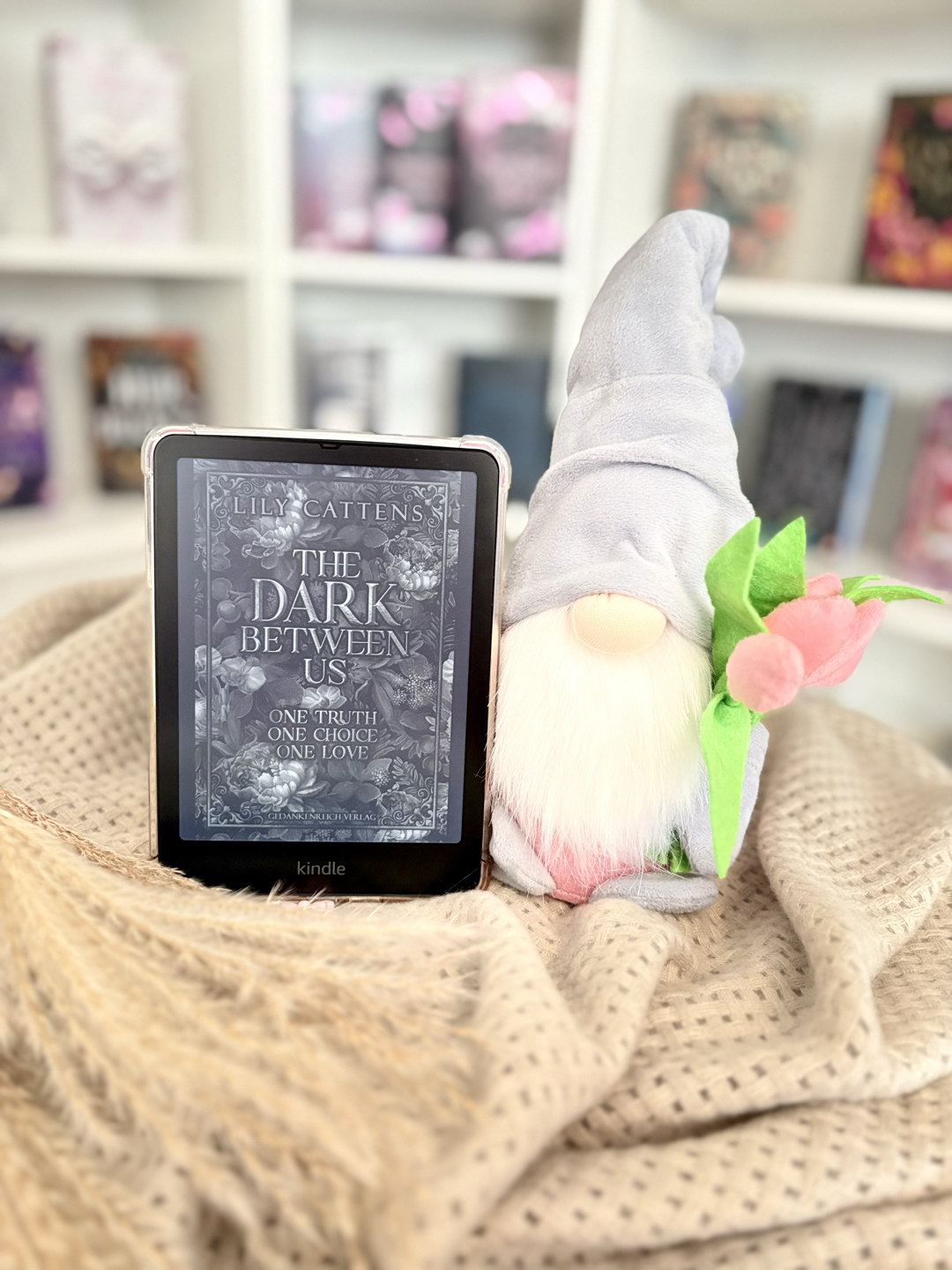 🕰️ The Dark Between Us 🕰️